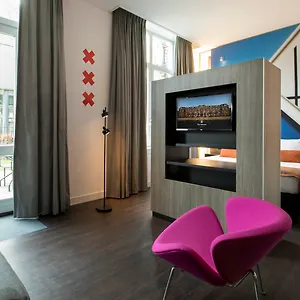 4* Otel The Manor
