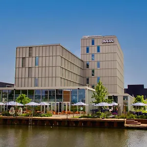 Отель Yotel